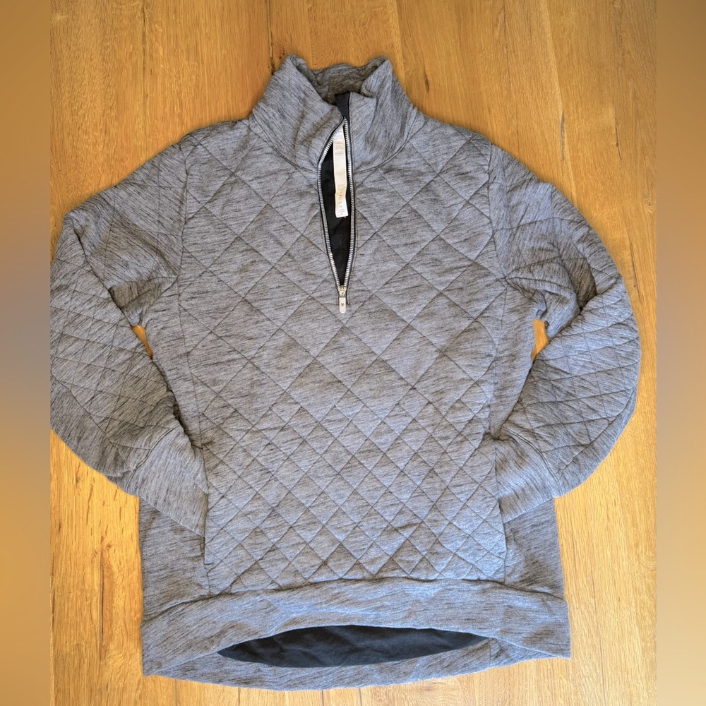 Lululemon Forever Warm Pullover Heathered Core Dark Grey Quilted size 10